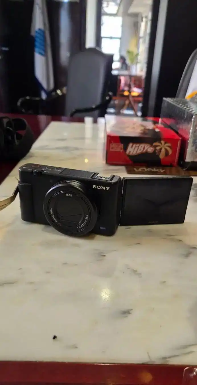 دوربین Sony zv1 4k دست دو