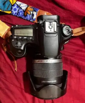 دوربین Canon eos 60d درحد نو دست دوم