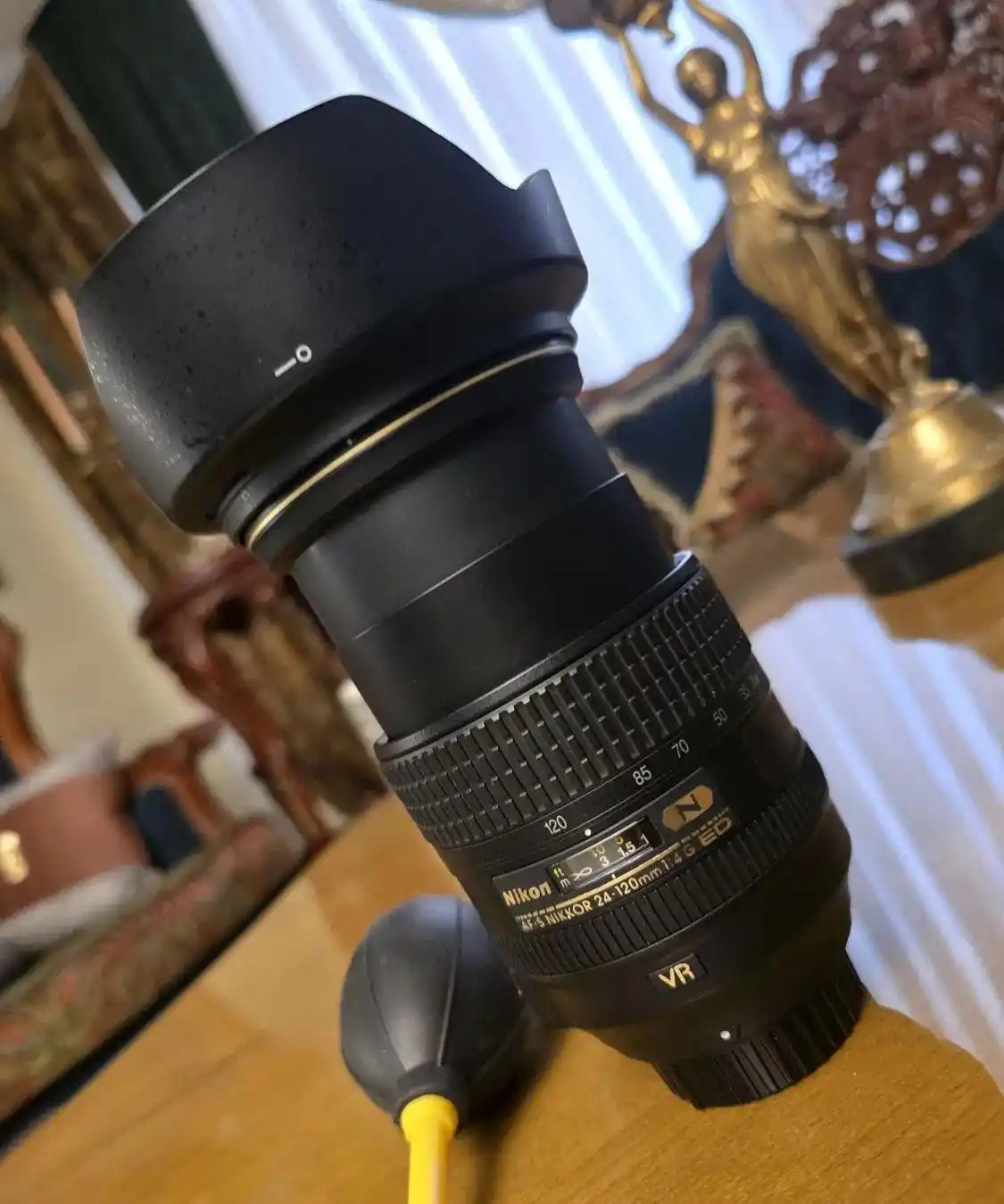 لنز دوربین nikon نیکون دست دو