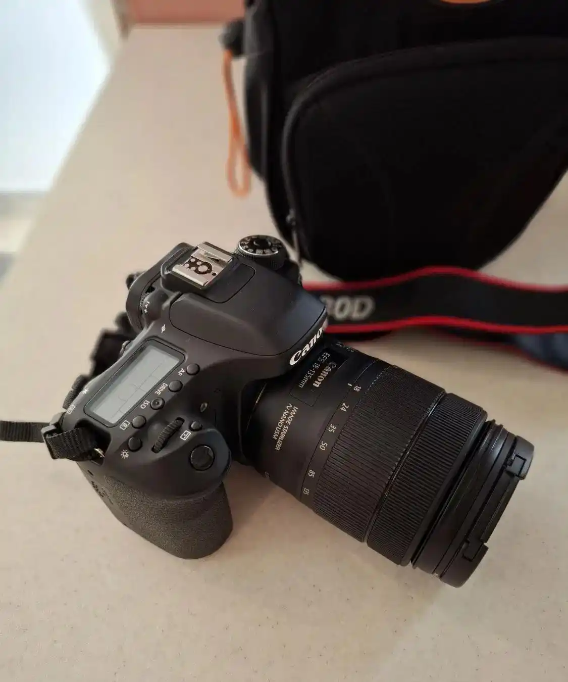 دوربین canon EOS 80D با لنز 18.135mm دست دو