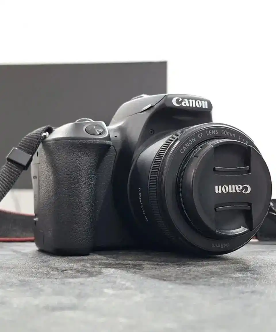 کنون 250d کم کار دست دو