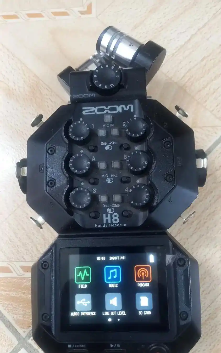 zoom h8/میکسر حرفه یی صدا/ موسیقی/ پادکست/ فیلم دست دو