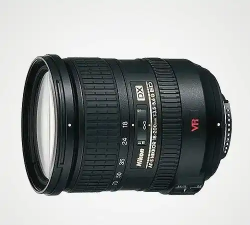 لنز نیکون 200-18 Nikon بینظیر و همه کاره دست دو