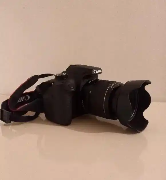 دوربین Canon 4000d دست دو