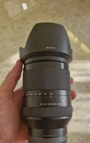 لنز سونی Sony FE 24-240mm F 3.5-6.3 دست دوم