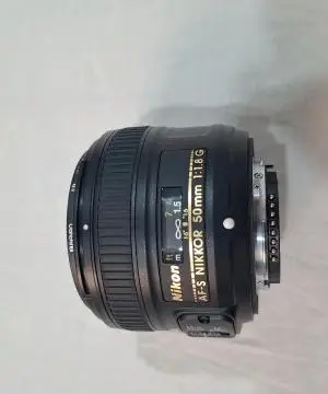 لنز نیکون  ۵۰ mm فیکس f1.8 دست دوم