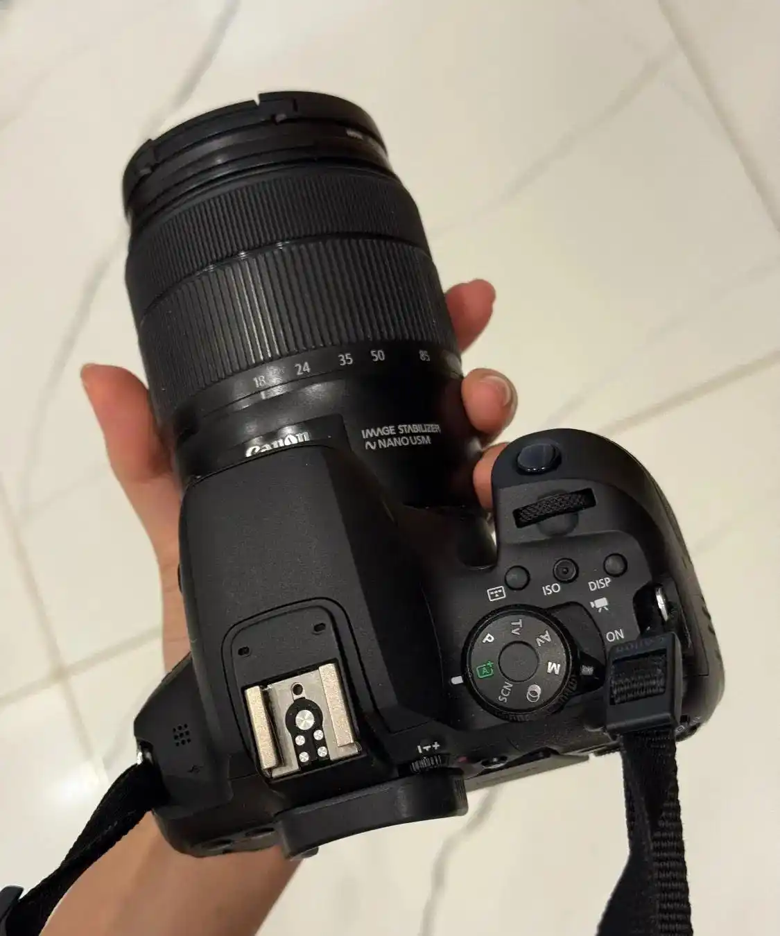دوربین canon 850d دست دو