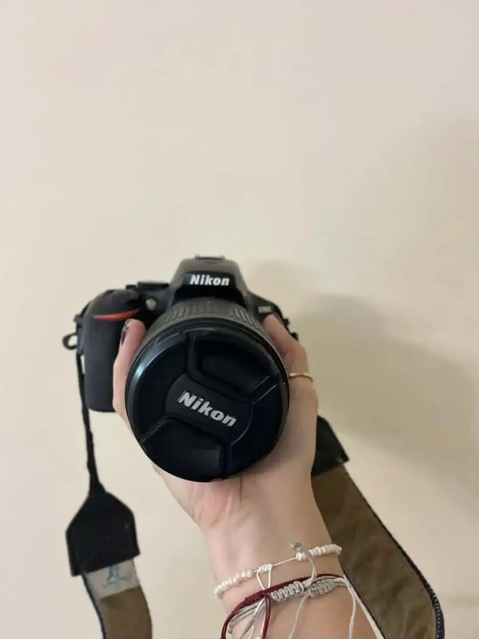 دوربینnikon D5600 دست دو