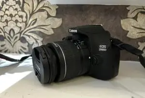 دوربین canon ، 2000D دست دوم