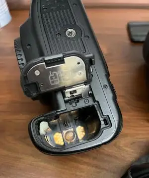 کنون5d mark ivهمراه لنزf2.8L IS III USM 70-200 mm دست دوم