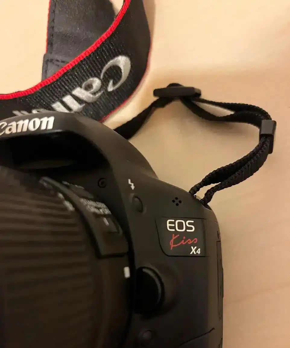 دوربین canon 550D دست دو