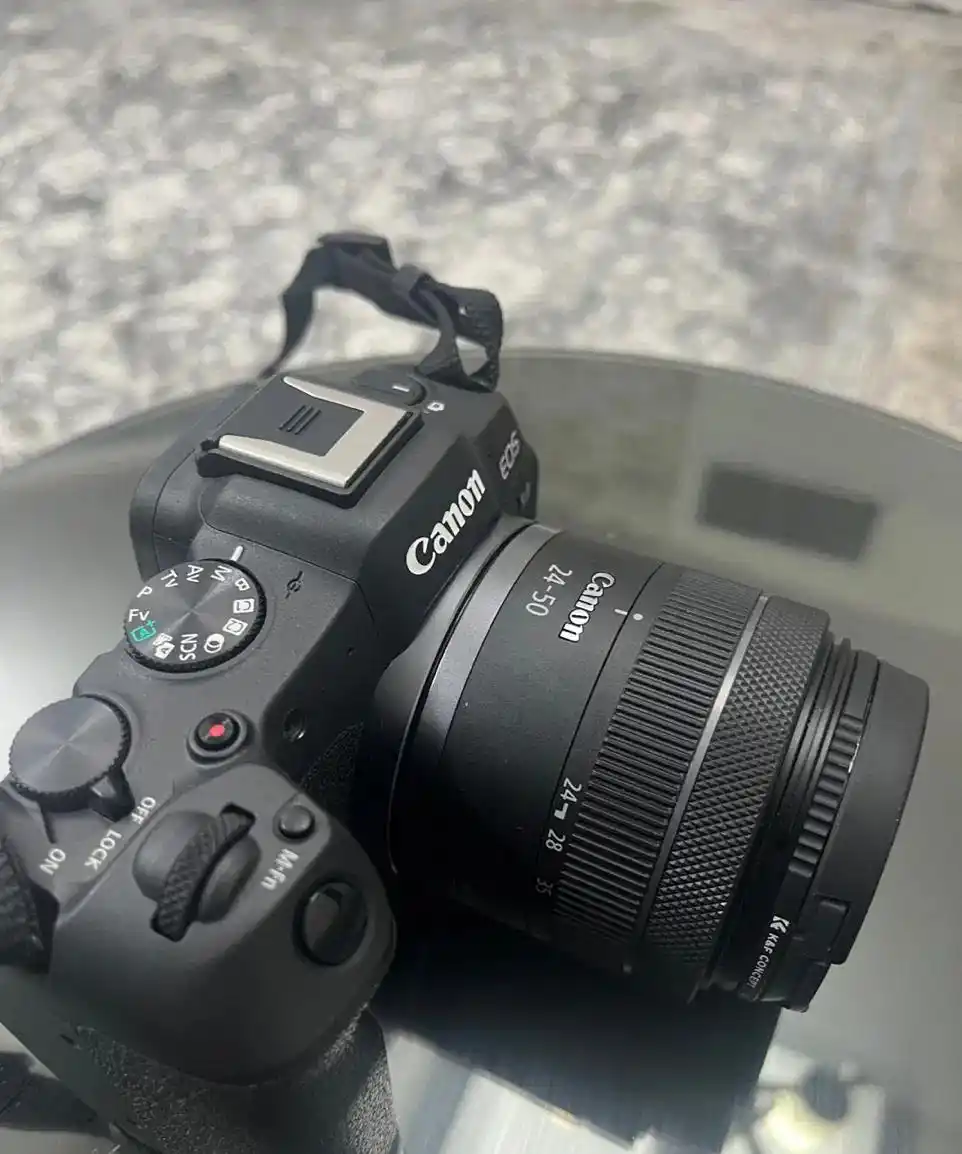 Canon EOS R8فروش دست دو