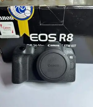 Canon EOS R8فروش دست دوم