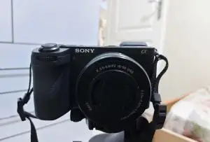 دوربین حرفه‌ای سونی| Sony a6700+16-50mm دست دوم
