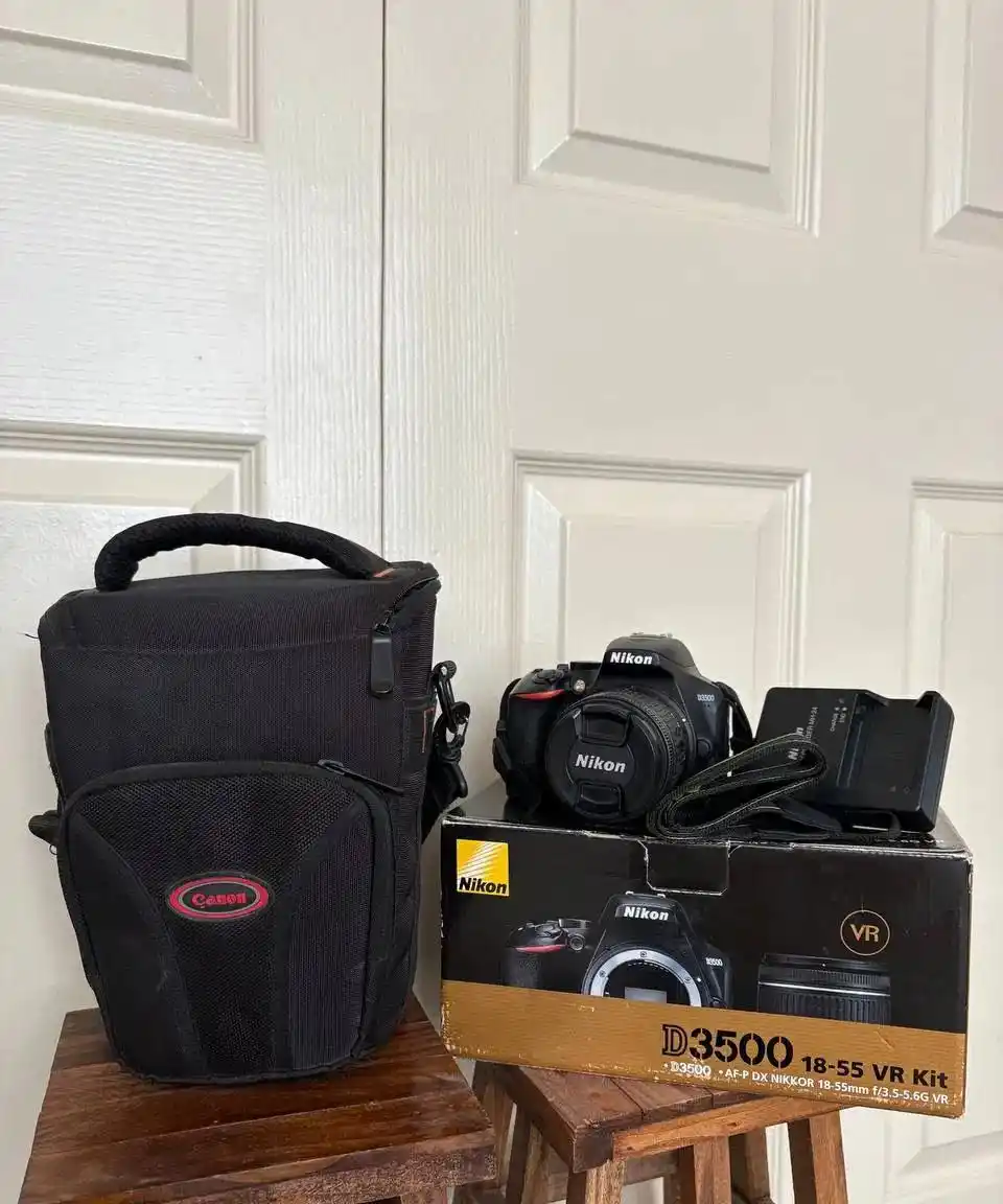 فروش دوربین Nikon D3500 + لنز 18-55 دست دو