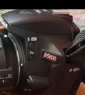 دوربین نیکن D5600 دست دوم