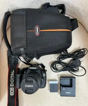 دوربین canon1200d دست دوم