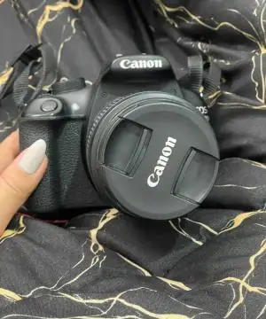 دوربین Canon EOS 1200D دست دوم
