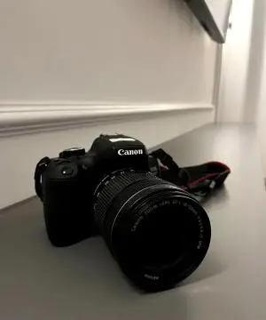 دوربین حرفه ای کنون | Canon 750D+18-135mm STM دست دوم