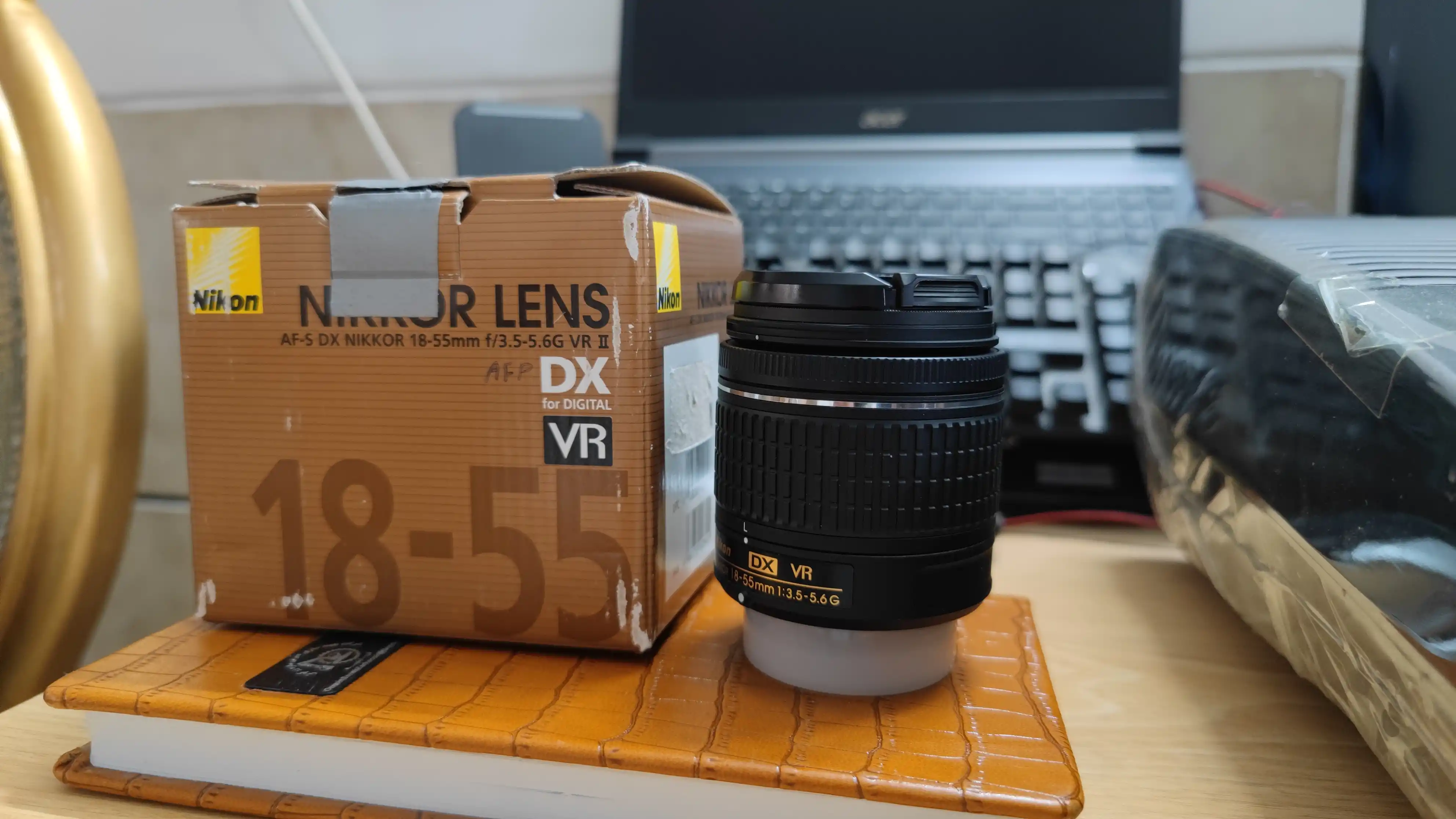 لنز 1855 نیکن nikon vrII Dx به همراه دفترچه دست دو