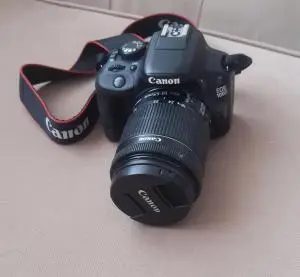 دوربین نیمه حرفه‌ای کانن کارکرده  | Canon 200D+18-55mm   (شات 7k) دست دوم