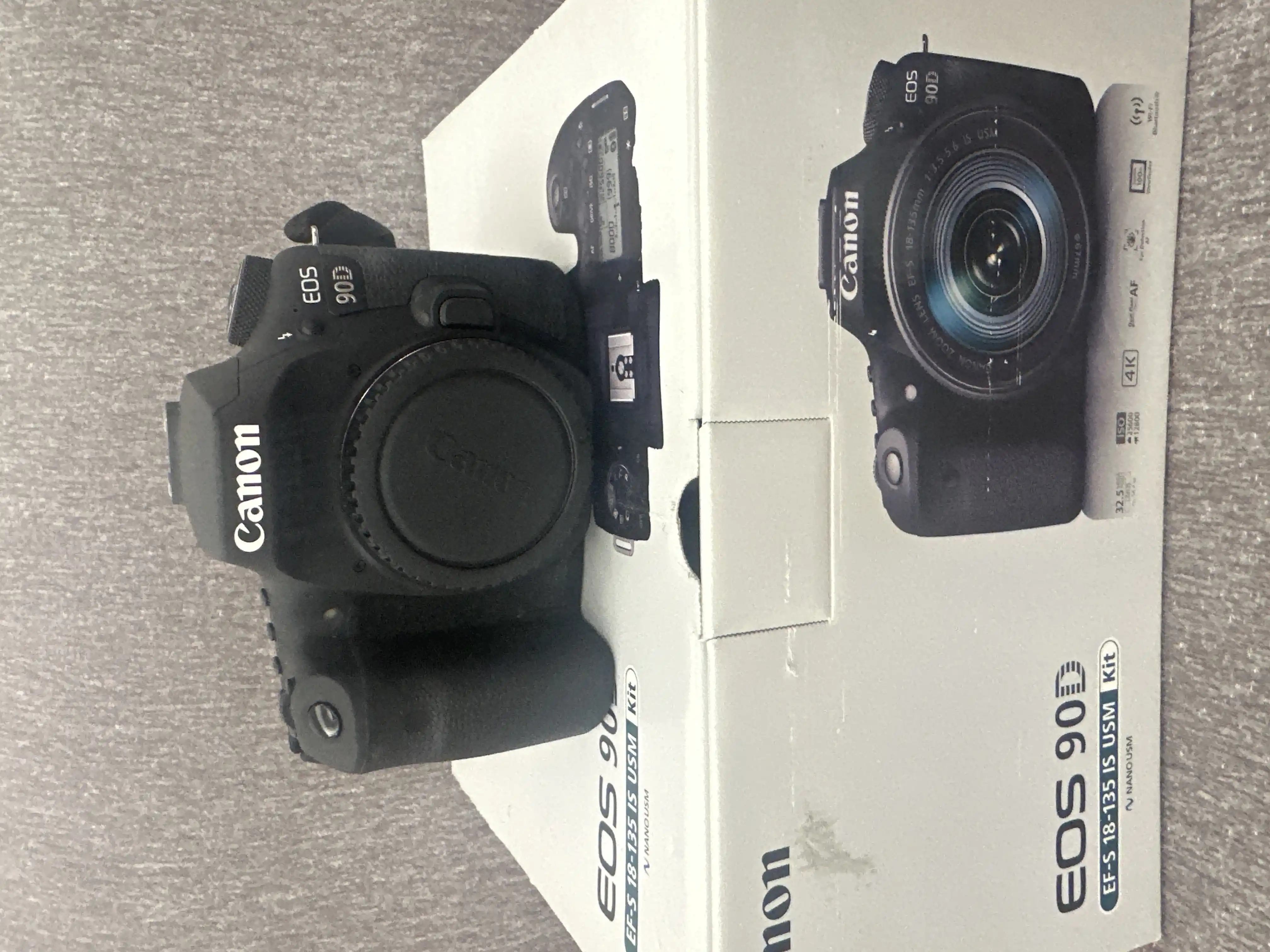 دوربین حرفه‌ای کانن | Canon 90D+18-135mm USM دست دو دست دو