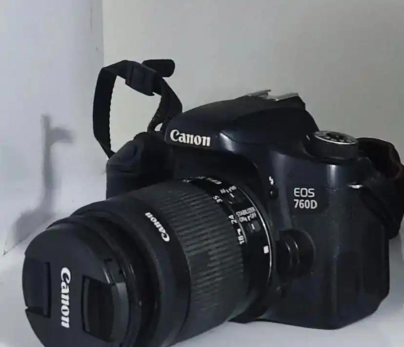 معاوضه گوشی با دوربین کنون 760d دست دو
