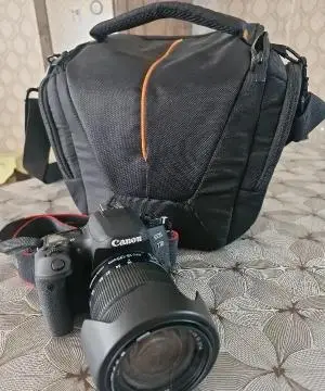 دوربین حرفه ای کانن | Canon 77D+18-55 دست دوم