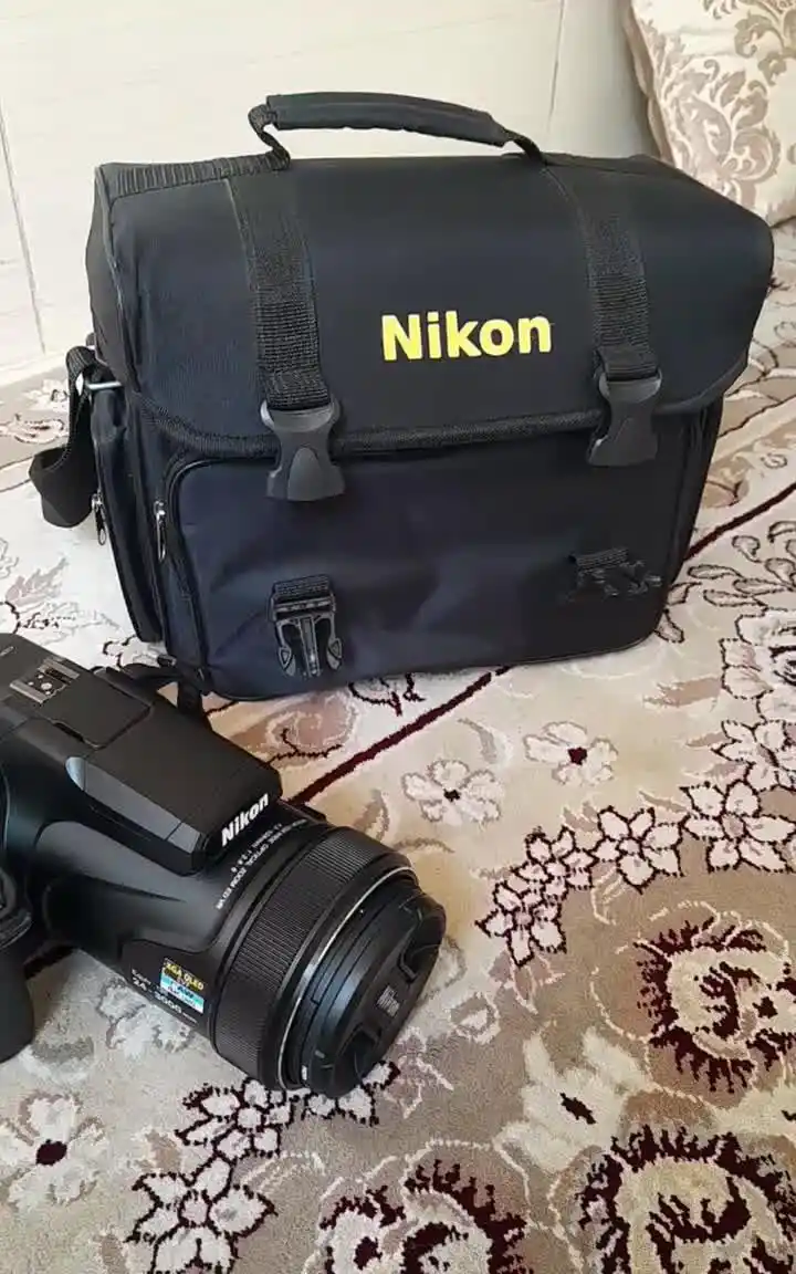 دوربین عکاسی p1000 نیکون دست دو