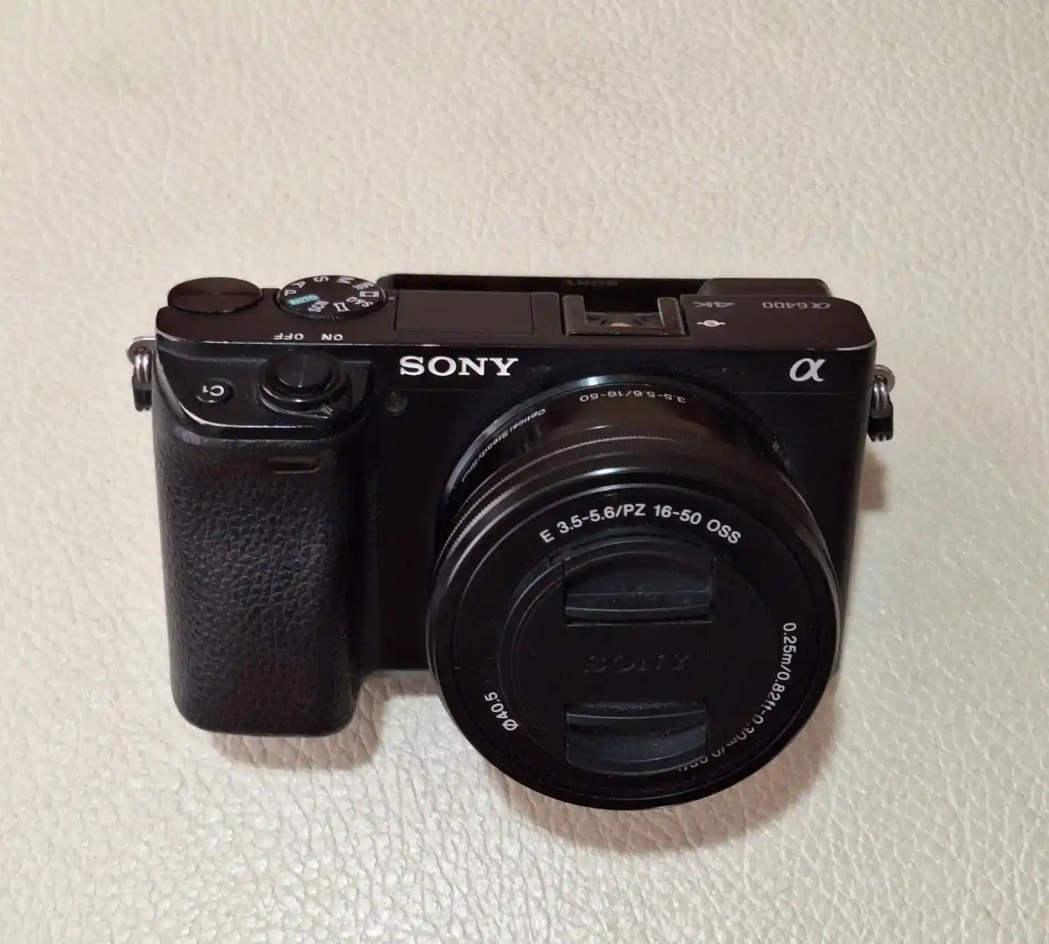 سونی آلفا sony a 6400 و lens 16-50 دست دو