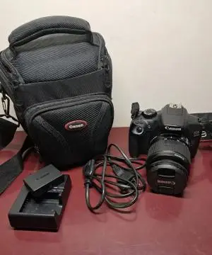 دوربین عکاسی کنون Canon1300D دست دوم