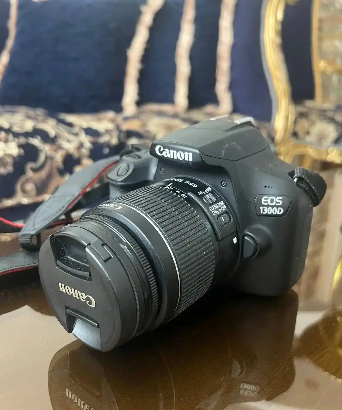 Canon EOS 1300D دوربین دست دو