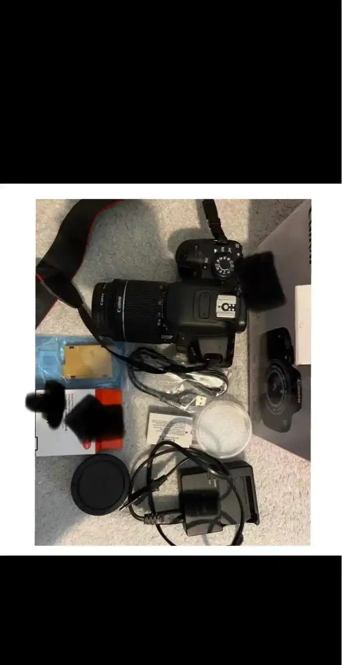 canon D700    ۸۰۰ تا شات دست دو