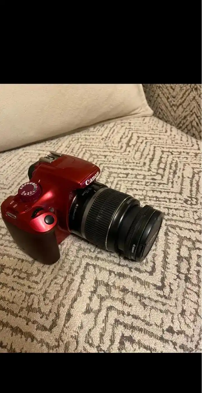 دوربین کنون d1100 دست دو