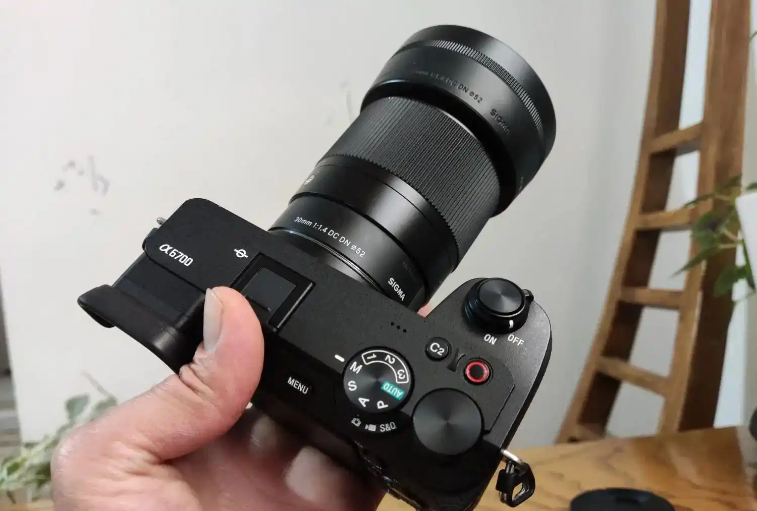 Sony A6700 فروش دست دو