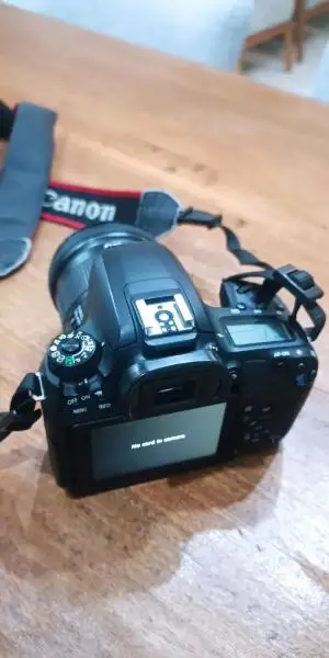 دوربین حرفه ای کانن | Canon 77D 18-135mm usm دست دوم