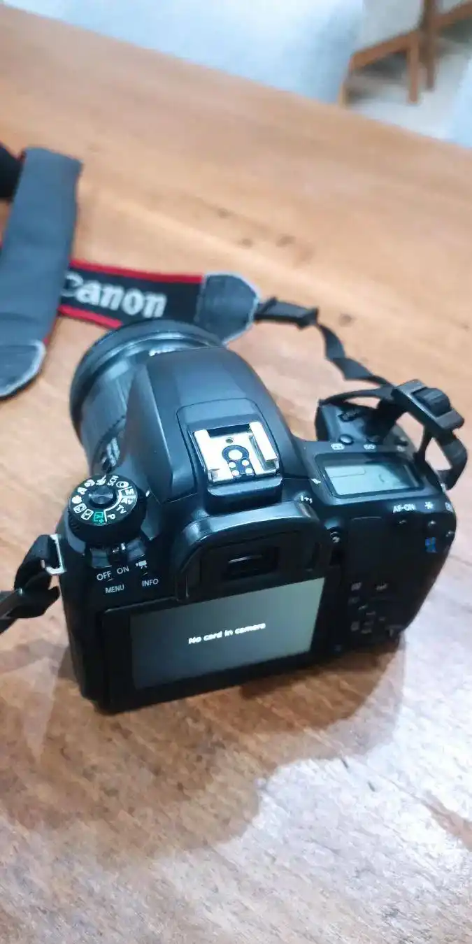 دوربین کانن Canon 77D + لنز واید 10-18mm STM دست دو