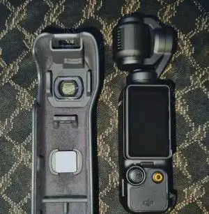 دوربین لرزشگیر DJI Osmo Pocket 3 Combo دست دوم