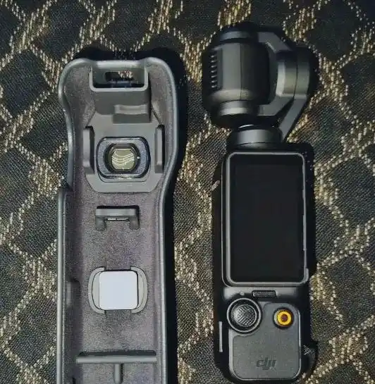 دوربین فیلم برداری  dji osmo pocket 3 combo دست دو