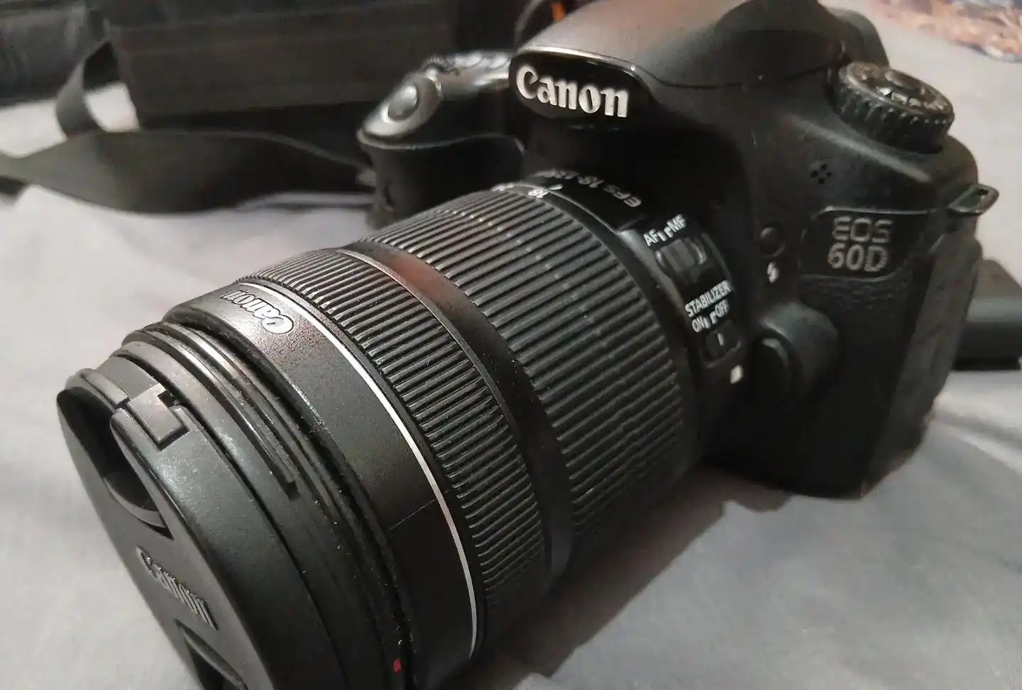 60d canon دست دو