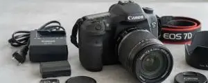 دوربین حرفه ای کانن 7D دست دوم