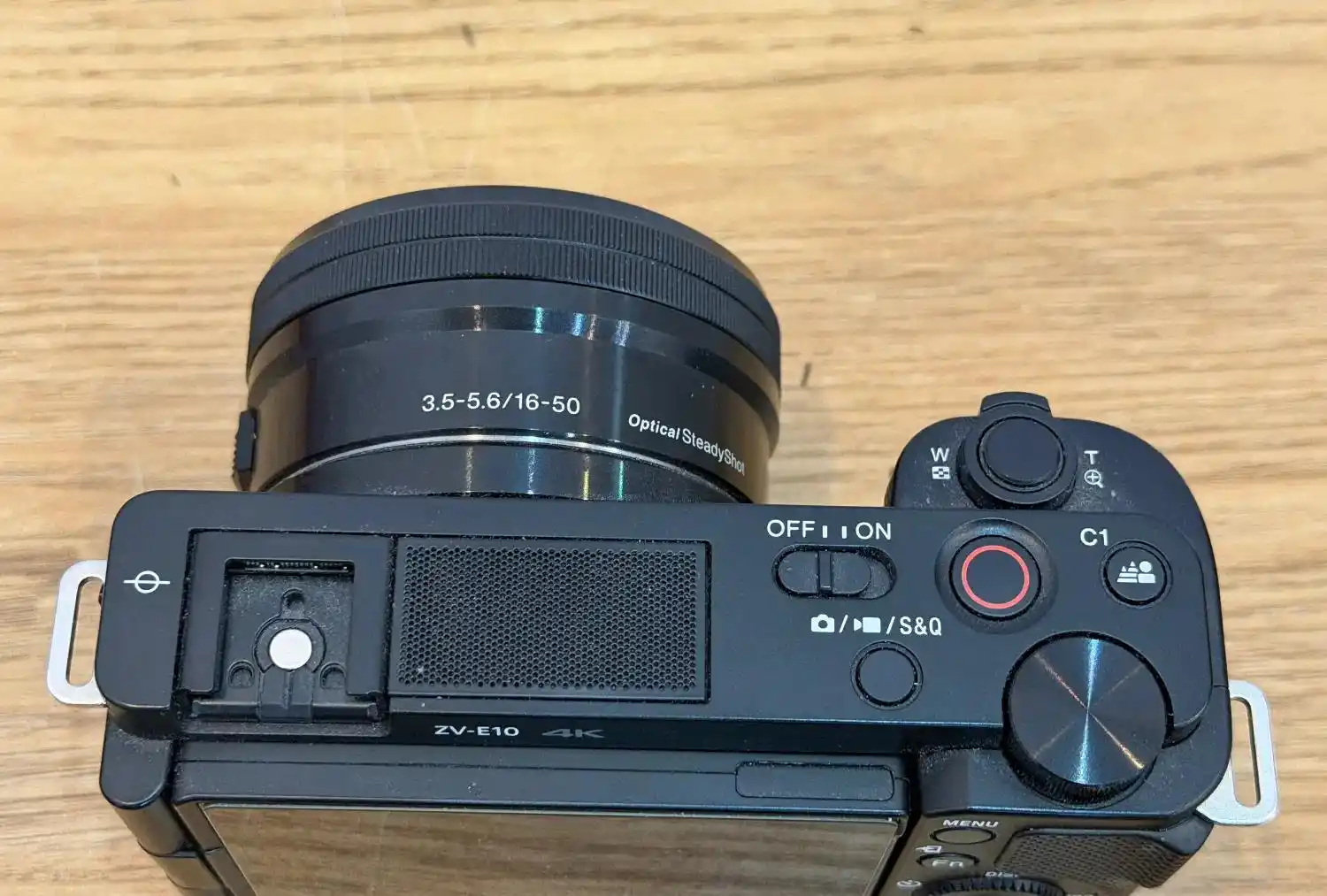 دوربین Sony ZV-E10 + لنز 16-50mm دست دو