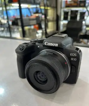 Canon EOS R10 دست دوم