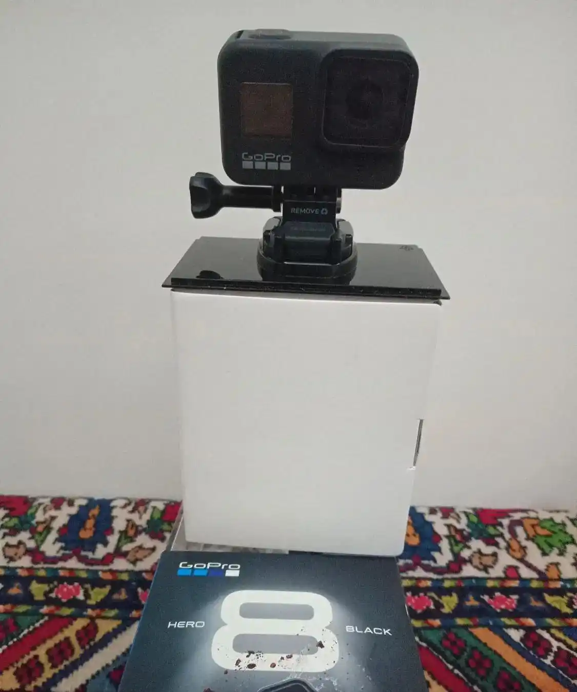 دوربین فیلمبرداری و عکاسی Gopro black hero8 دست دو