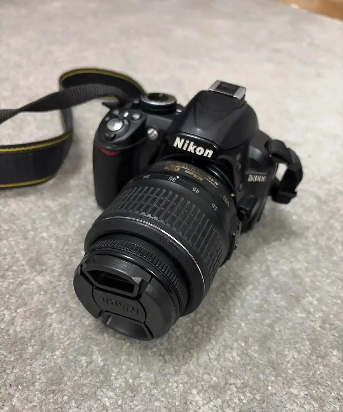 دوربین Nikon D3100  لنز 18-55 VR  تمیز و سالم دست دو