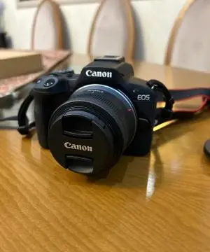 دوربین عکاسی canon R50 دست دوم