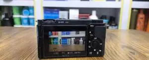 دوربین عکاسی و فیلمبرداری Sony ZV-E10 و متعلقات دست دوم