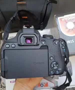 Canon850D +18.55 دست دوم