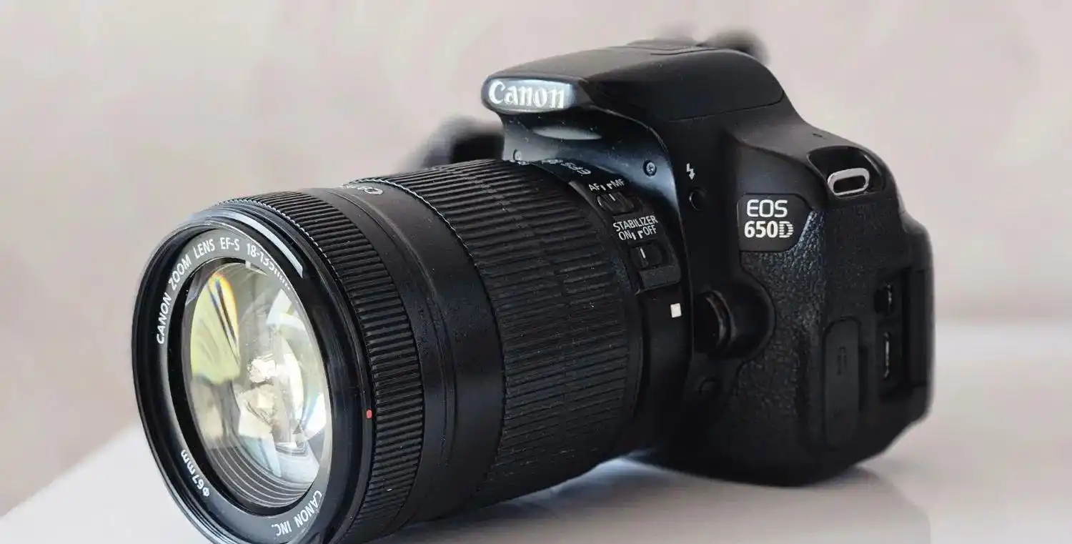 دوربین 650D canon زیر قیمت بازار دست دو