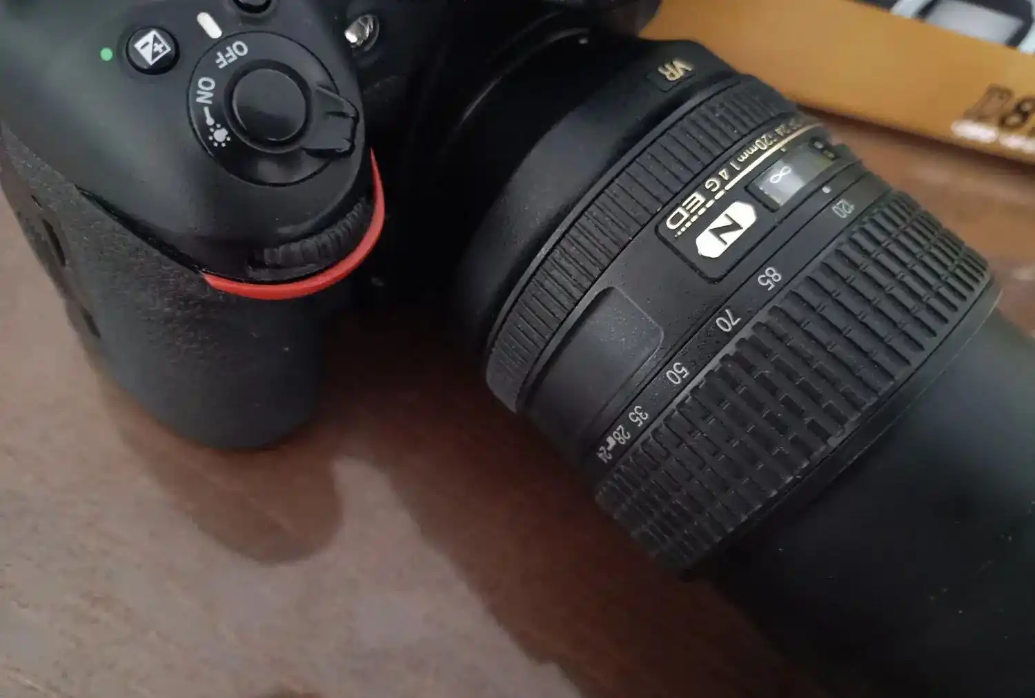 دوربین عکاسی نیکون D810 دست دو
